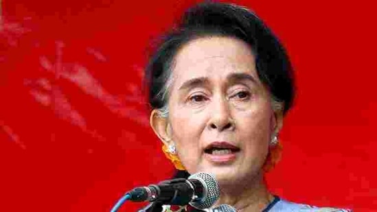 Myanmar’s de facto leader Aung San Suu Kyi alongside health workers will be among the first to receive Covid-19 vaccine this week.(AP) Myanmar’s de facto leader Aung San Suu Kyi alongside health workers will be among the first to receive Covid-19 vaccine this week.(AP)