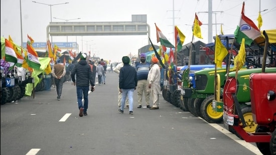 A large number of tractors gathered at the Ghazipur border protest site ahead of the tractor rally proposed by farmers on Republic Day in New Delhi. (HT Photo) A large number of tractors gathered at the Ghazipur border protest site ahead of the tractor rally proposed by farmers on Republic Day in New Delhi. (HT Photo)