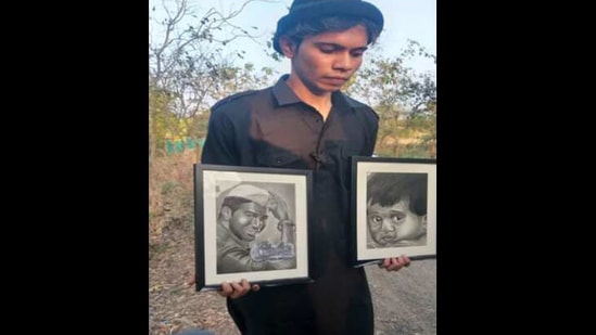 Shubham could not meet the 'Coolie No. 1' actor as Varun was unable to come out from the venue.(ANI) Shubham could not meet the 'Coolie No. 1' actor as Varun was unable to come out from the venue.(ANI)