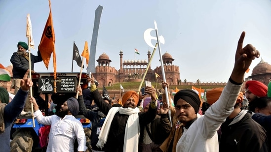 Farmers' tractor rally reaches Red Fort to protest against farm laws on 72nd Republic Day, in New Delhi on Tuesday. (ANI Photo)