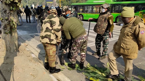 A clash broke out between protesters and police at Delhi's ITO on January 26, (Photo: HT/Karn Singh) A clash broke out between protesters and police at Delhi's ITO on January 26, (Photo: HT/Karn Singh)
