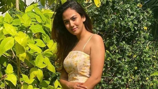 Mira Rajput in sundress(Instagram/delnanallaseth) Mira Rajput in sundress(Instagram/delnanallaseth)