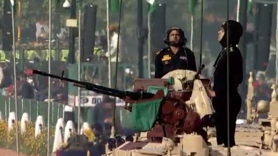 The main battle tank of the Indian Army, T- 90 Bhishma, which is commanded by Captain Karanveer Singh Bhangu of 54 Armoured Regiment goes past the saluting dais(DD News) The main battle tank of the Indian Army, T- 90 Bhishma, which is commanded by Captain Karanveer Singh Bhangu of 54 Armoured Regiment goes past the saluting dais(DD News)