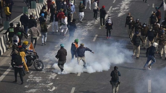 Chaotic scenes emerged from farmers' tractor march on January 26 as nothing took place according to the plan. (Photo: HT/Sanjeev)