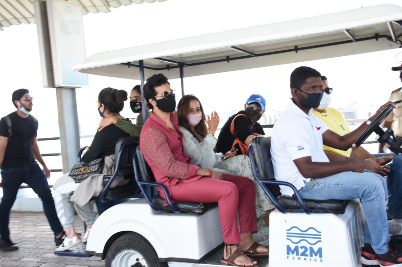 Varun Dhawan and Natasha Dalal in the golf cart. Varun Dhawan and Natasha Dalal in the golf cart.