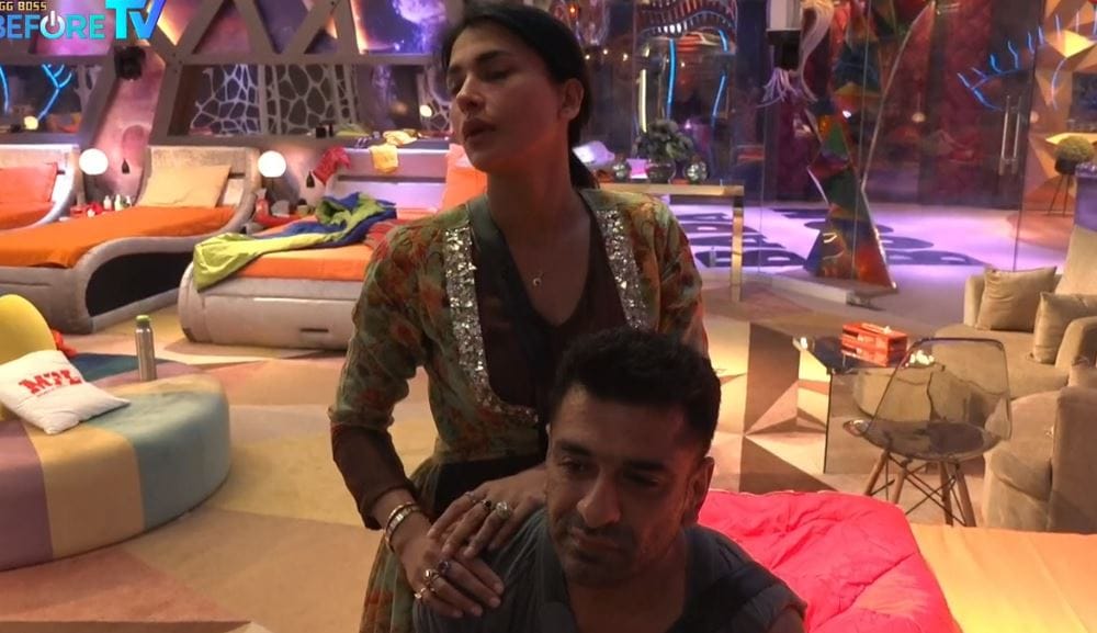 Eijaz and Pavitra inside Bigg Boss 14 house. (Colors)