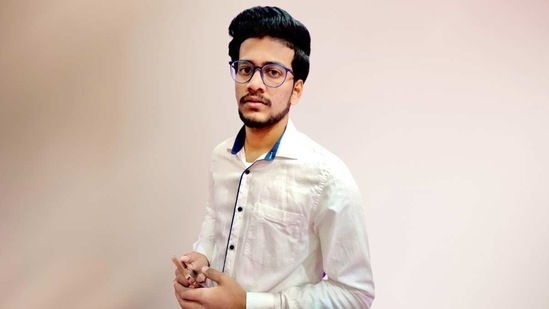 Harsh is from a small town of Bihar named Jehanabad, where like most of India he got access to internet after JIO launch. Harsh is from a small town of Bihar named Jehanabad, where like most of India he got access to internet after JIO launch.