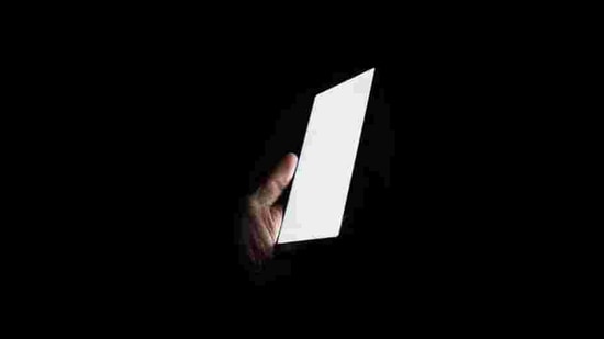 A total of 56.01 per cent children were found to have no access to smartphones, the study said.(Unsplash) A total of 56.01 per cent children were found to have no access to smartphones, the study said.(Unsplash)