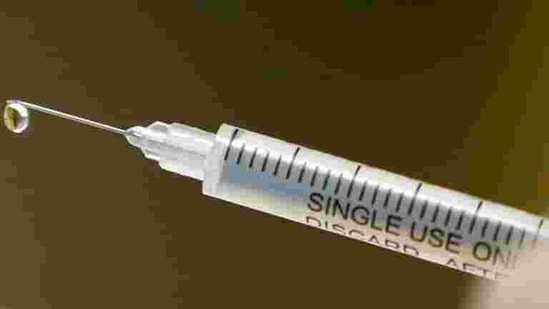 Pfizer and BioNTech have been looking for ways to increase the supply of their immunization, from expanding existing plants to adding suppliers and contract manufacturers.(REUTERS) Pfizer and BioNTech have been looking for ways to increase the supply of their immunization, from expanding existing plants to adding suppliers and contract manufacturers.(REUTERS)