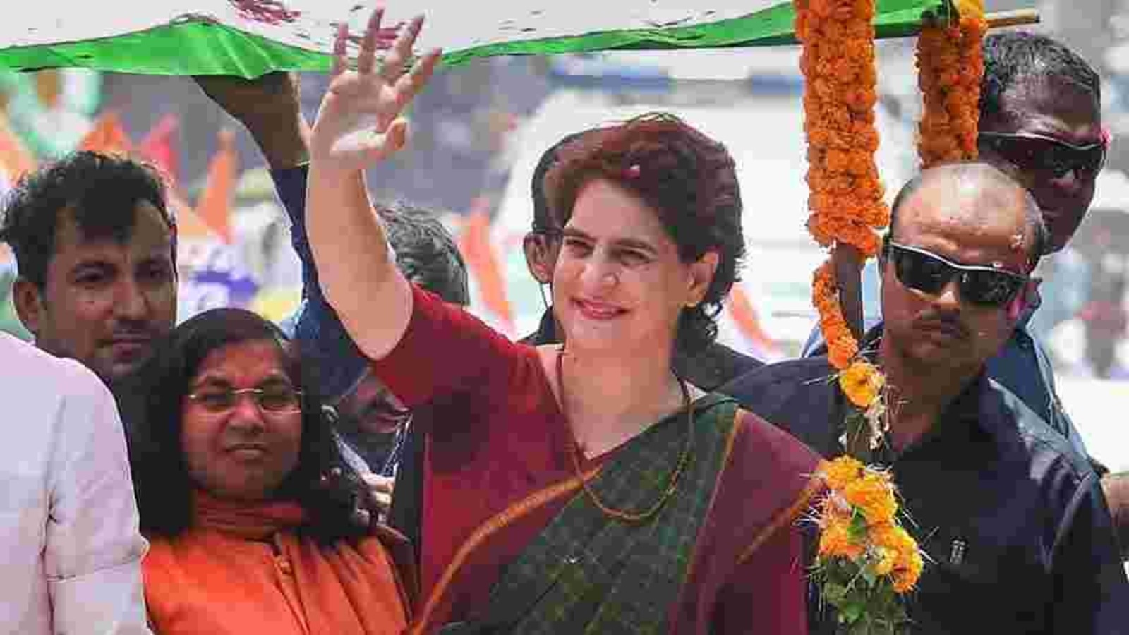 Priyanka gandhi reconnects with amethi, plans public meeting next month