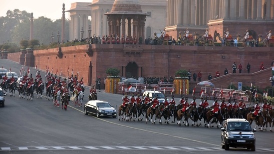 The President's convoy arrives during the full dress rehearsals for the Beating Retreat ceremony, at Vijay Chowk on January 27. ‘Beating Retreat’ marks a centuries-old military tradition, when the troops ceased fighting, sheathed arms and withdrew from the battlefield, returning to the camps at sunset at the sounding of the Retreat.(Raj K Raj / HT Photo)