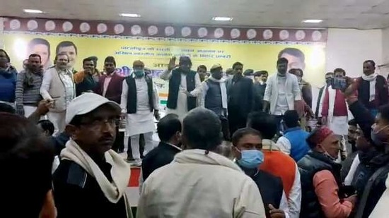 Congress in-charge Bhakta Charan Das' meeting with party workers in Patna on Tuesday, led to angry party workers expressing.their anguish over Congress' defeat in Bihar assembly elections as well as over ticket distribution.( (ANI Photo))