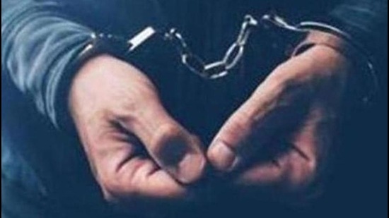 Mumbai: Man, friend arrested for stealing ₹71 lakh Mumbai: Man, friend arrested for stealing ₹71 lakh
