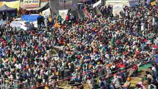 Security agencies were asked to secure buildings of historical and national importance in Delhi to thwart 'any misadventure' by radical Sikhs and SFJ.(PTI file photo. Representative image) Security agencies were asked to secure buildings of historical and national importance in Delhi to thwart 'any misadventure' by radical Sikhs and SFJ.(PTI file photo. Representative image)