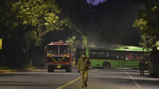 The blast took place at Dr APJ Abdul Kalam Road near the Israel embassy, officials of Delhi Police confirmed.(Photo: Sanjeev Verma/ HT) The blast took place at Dr APJ Abdul Kalam Road near the Israel embassy, officials of Delhi Police confirmed.(Photo: Sanjeev Verma/ HT)