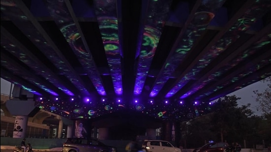 Painting of galaxy at Seawoods underpass in Navi Mumbai. (Bachchan Kumar/HT photo) Painting of galaxy at Seawoods underpass in Navi Mumbai. (Bachchan Kumar/HT photo)