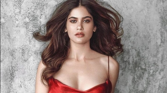 After debuting in Marathi cinema and dabbling in Tamil films, Aaditi Pohankar rose to fame with popular Hindi web shows, She and Aashram. After debuting in Marathi cinema and dabbling in Tamil films, Aaditi Pohankar rose to fame with popular Hindi web shows, She and Aashram.