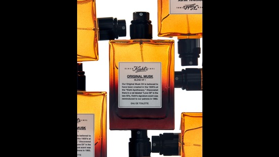 Just apply Original Musk fragrance by Kiehls on your wrist, under the neck and ears, and you’re good to go Just apply Original Musk fragrance by Kiehls on your wrist, under the neck and ears, and you’re good to go
