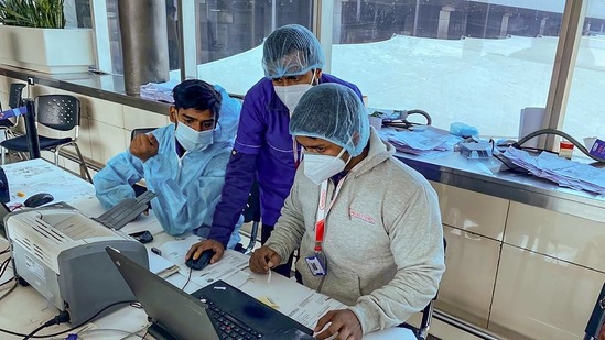 No more institutional quarantine for UK returnees to Delhi ...