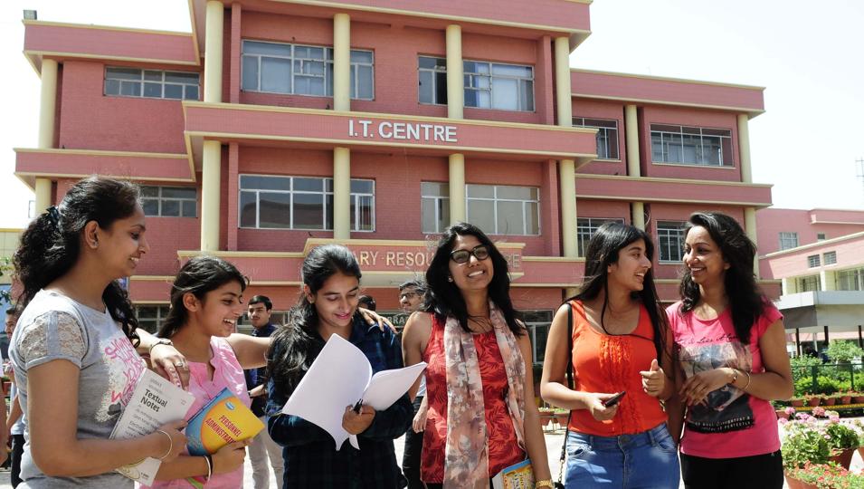 IIT placements end on a high: Job offers up by 40-45%, average salaries higher IIT placements end on a high: Job offers up by 40-45%, average salaries higher
