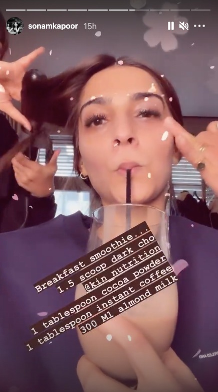 Sonam Kapoor shares her breakfast smoothie recipe (Instagram/sonamkapoor) Sonam Kapoor shares her breakfast smoothie recipe (Instagram/sonamkapoor)