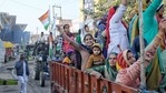 The renewed show of support was tinged with tension as news began to spread of Delhi Police making arrests in connection with the January 26 clashes.(PTI) The renewed show of support was tinged with tension as news began to spread of Delhi Police making arrests in connection with the January 26 clashes.(PTI)