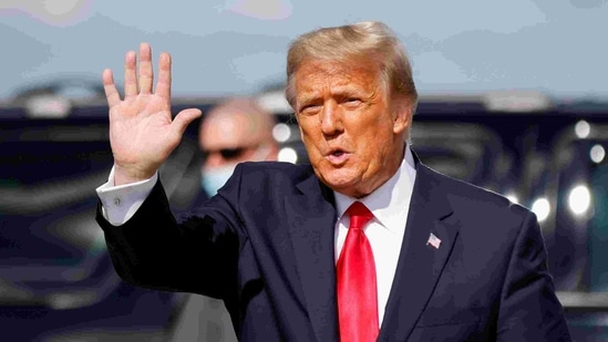 Trump left with no legal representation ahead of impeachment trial. Here's  why | Hindustan Times