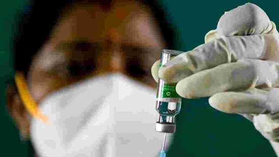 The woman admitted at AIIMS Rishikesh had experienced low blood pressure and complained of blurry vision after vaccination. (HT Photo/Representational)