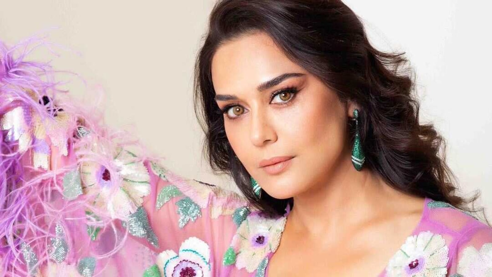 Preity Zinta on being missing from Bollywood: 'I am not into selling  myself' | Bollywood - Hindustan Times