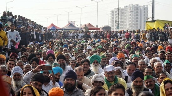 The government had on January 26 ordered the suspension of mobile internet services in Sonipat, Jhajjar and Palwal districts after a violent farmers' protest rocked Delhi. The government had on January 26 ordered the suspension of mobile internet services in Sonipat, Jhajjar and Palwal districts after a violent farmers' protest rocked Delhi.