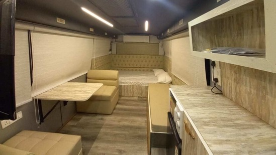 An inside view of a mobile night shelter built by the Garhwal Mandal Vikas Nigam. (HT PHOTO). An inside view of a mobile night shelter built by the Garhwal Mandal Vikas Nigam. (HT PHOTO).