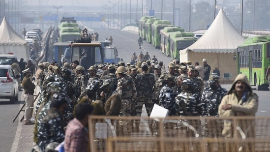 EDS PLS TAKE NOTE OF THIS PTI PICK OF THE DAY::::New Delhi: Heavy security deployment at Ghazipur border during farmer's protest against the new farm laws, in New Delhi, Sunday, Jan. 31, 2021. (PTI Photo/Atul Yadav)(PTI01_31_2021_000231A)(PTI01_31_2021_000271A) (PTI) EDS PLS TAKE NOTE OF THIS PTI PICK OF THE DAY::::New Delhi: Heavy security deployment at Ghazipur border during farmer's protest against the new farm laws, in New Delhi, Sunday, Jan. 31, 2021. (PTI Photo/Atul Yadav)(PTI01_31_2021_000231A)(PTI01_31_2021_000271A) (PTI)