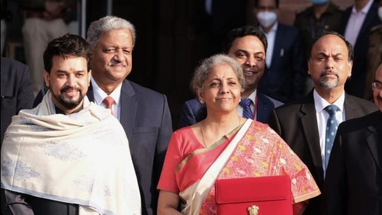 Nirmala Sitharaman, India's finance minister (centre) with Anurag Thakur, India's finance and corporate affairs minister (left). (Bloomberg) Nirmala Sitharaman, India's finance minister (centre) with Anurag Thakur, India's finance and corporate affairs minister (left). (Bloomberg)
