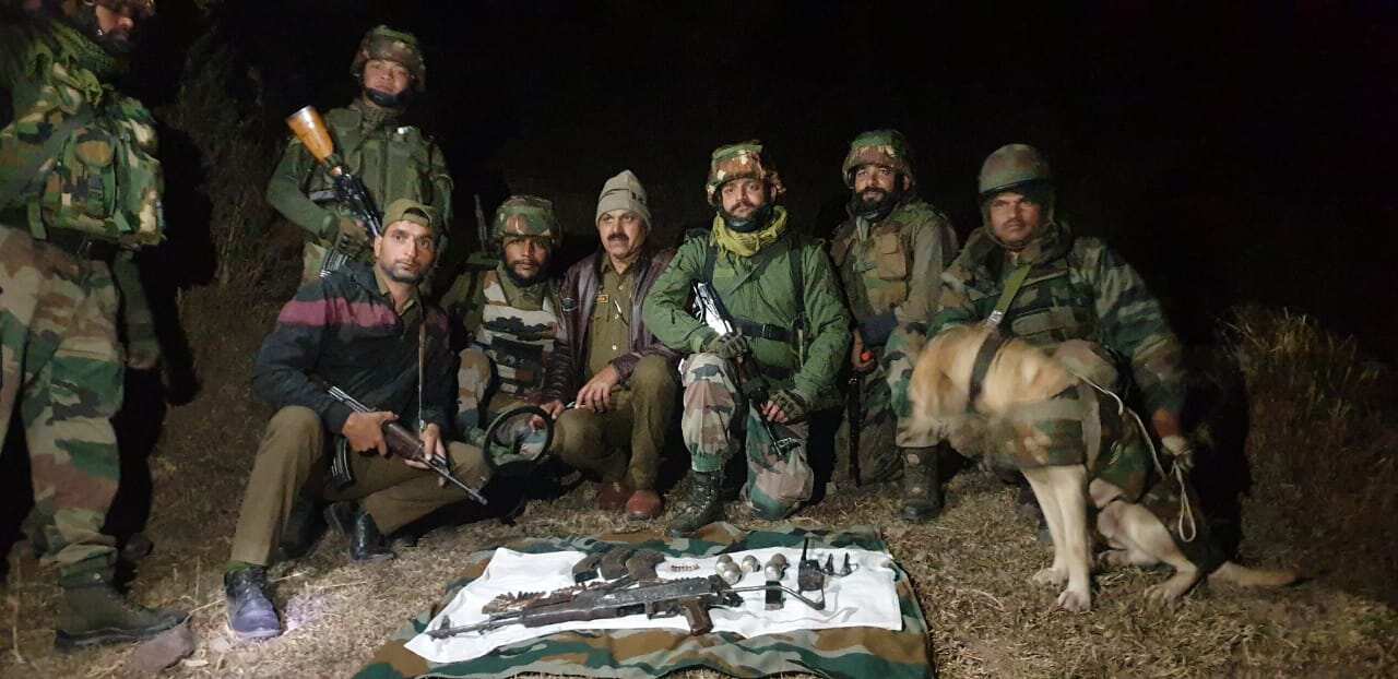 The seizure included one AK 47 rifle, three magazines of AK 47, 94 rounds of AK 47 ammunition, two Chinese pistols, two Chinese pistol magazines, eight rounds of pistol ammunition, five UBGL grenades, among others (HT Photo ) The seizure included one AK 47 rifle, three magazines of AK 47, 94 rounds of AK 47 ammunition, two Chinese pistols, two Chinese pistol magazines, eight rounds of pistol ammunition, five UBGL grenades, among others (HT Photo )