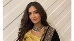 Esha Gupta shares her hair mask ingredients(Instagram/egupta) Esha Gupta shares her hair mask ingredients(Instagram/egupta)