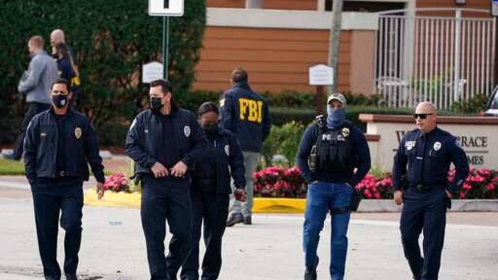 Several FBI agents shot serving warrant in Florida | World News ...