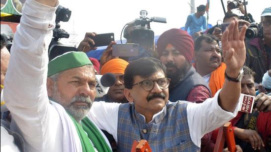 Shiv Sena MP Sanjay Raut with BKU leader Rakesh Tikait at Ghazipur (Delhi-UP border) on Monday, Febuary 2, 2021. (Sakib Ali /Ht Photo) Shiv Sena MP Sanjay Raut with BKU leader Rakesh Tikait at Ghazipur (Delhi-UP border) on Monday, Febuary 2, 2021. (Sakib Ali /Ht Photo)