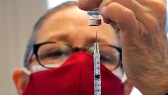 In certain regions, vaccination centers are located in predominantly white neighborhoods. (AP Photo/Elise Amendola)(AP) In certain regions, vaccination centers are located in predominantly white neighborhoods. (AP Photo/Elise Amendola)(AP)