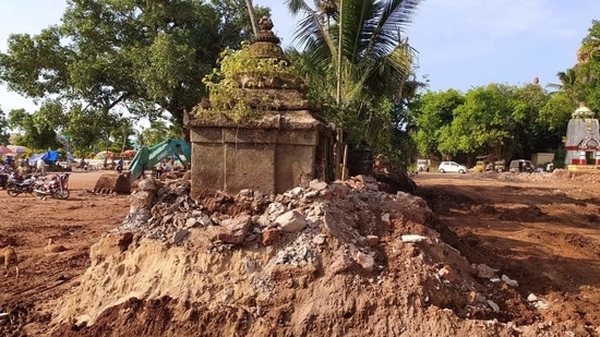 Bhubaneswar’s municipal corporation has demolished portions of a heritage complex as part of the Odisha government's beautification project for the Lingaraj temple(Photo courtesy: INTACH)