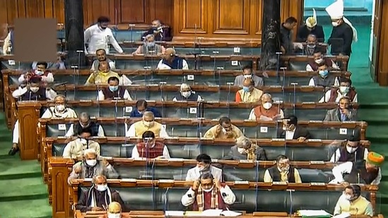 Union ministers and members in the Lok Sabha during the Budget Session of Parliament, in New Delhi.(PTI)