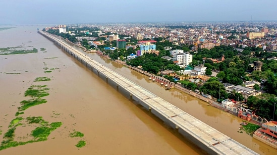 In this file picture, a flooded Collectorate Ghat at the bank of Ganga River in Patna can be seen following heavy monsoon showers in July 2020(PTI File Photo)