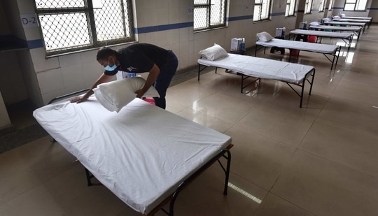With the COVID-19 infection number reaching its peak of over 8,000 in a day in November, 2020 in Delhi, the numbers are now declining and 121 fresh cases were recorded on February 1.(Sanchit Khanna/HT Photos/For Representative Purposes Only) With the COVID-19 infection number reaching its peak of over 8,000 in a day in November, 2020 in Delhi, the numbers are now declining and 121 fresh cases were recorded on February 1.(Sanchit Khanna/HT Photos/For Representative Purposes Only)