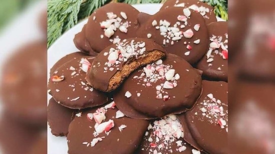 Thin mint chocolate cookies (Instagram/ wellthybelly ) Thin mint chocolate cookies (Instagram/ wellthybelly )