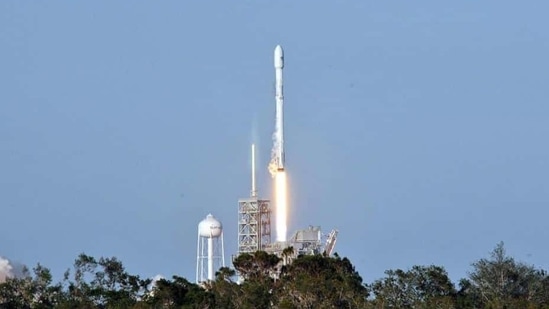 Space X's Falcon 9 rocket lifts off from space launch complex 39A at Kennedy Space Center, Florida on March 30, 2017, with an SES communications satellite. SpaceX blasted off a recycled rocket for the first time on, using a booster that had previously flown cargo to the astronauts living at the International Space Station. (AFP) Space X's Falcon 9 rocket lifts off from space launch complex 39A at Kennedy Space Center, Florida on March 30, 2017, with an SES communications satellite. SpaceX blasted off a recycled rocket for the first time on, using a booster that had previously flown cargo to the astronauts living at the International Space Station. (AFP)