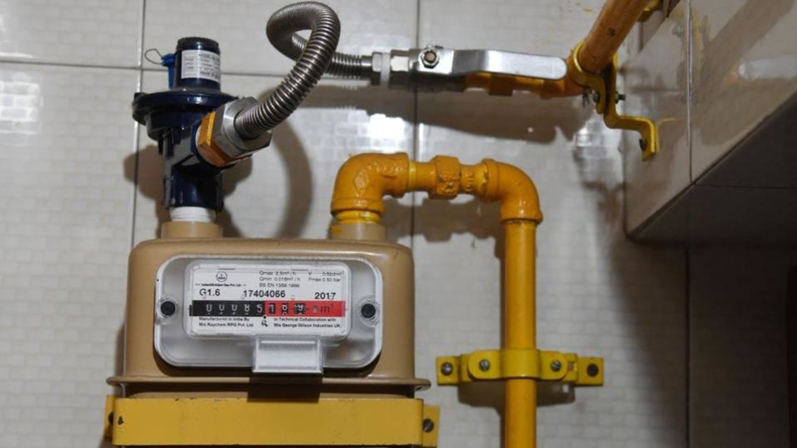 Piped natural gas now available to all industries in Delhi | Latest ...