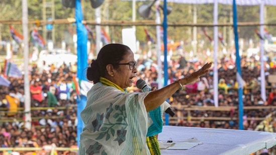 West Bengal Chief Minister Mamata Banerjee addresses a public rally in Alipurduar on Wednesday(PTI) West Bengal Chief Minister Mamata Banerjee addresses a public rally in Alipurduar on Wednesday(PTI)