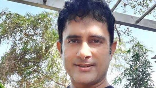 The Meerut born performer has been part of a number of films like ‘Mulk’,‘Super Nani’, ‘Lupt,’ ‘Traffic Signal’, and shows like ‘Bharat Ka Veer Putra-Maharana Pratap’, ‘Chandragupta Maurya’ and ‘Kulfi Kumaar’. The Meerut born performer has been part of a number of films like ‘Mulk’,‘Super Nani’, ‘Lupt,’ ‘Traffic Signal’, and shows like ‘Bharat Ka Veer Putra-Maharana Pratap’, ‘Chandragupta Maurya’ and ‘Kulfi Kumaar’.