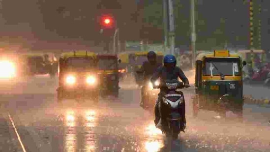 “The clouds, however, will pass from Friday. The temperatures will remain on the higher end because of the passing western disturbance,” IMD head Kuldeep Srivastava said. (HT Photo | Representational image) “The clouds, however, will pass from Friday. The temperatures will remain on the higher end because of the passing western disturbance,” IMD head Kuldeep Srivastava said. (HT Photo | Representational image)