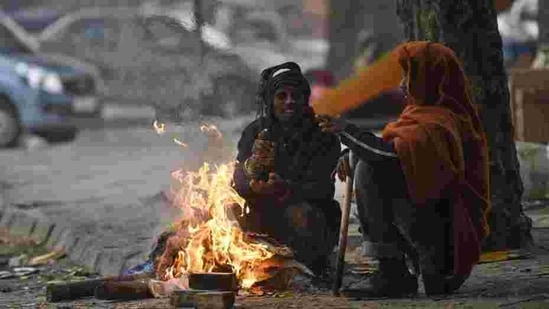 Jharsuguda, Keonjhar, Bhawanipatna and Phulbani experienced cold waves and severe cold wave conditions while Malkangiri witnessed heavy fog. (Biplov Bhuyan/HT Photo) Jharsuguda, Keonjhar, Bhawanipatna and Phulbani experienced cold waves and severe cold wave conditions while Malkangiri witnessed heavy fog. (Biplov Bhuyan/HT Photo)