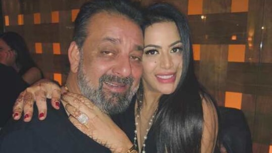 Sanjay dutt daughter trishala